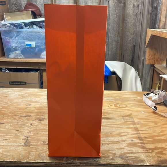 Hermes orange shopping bag. It’s empty - Picture 5 of 7